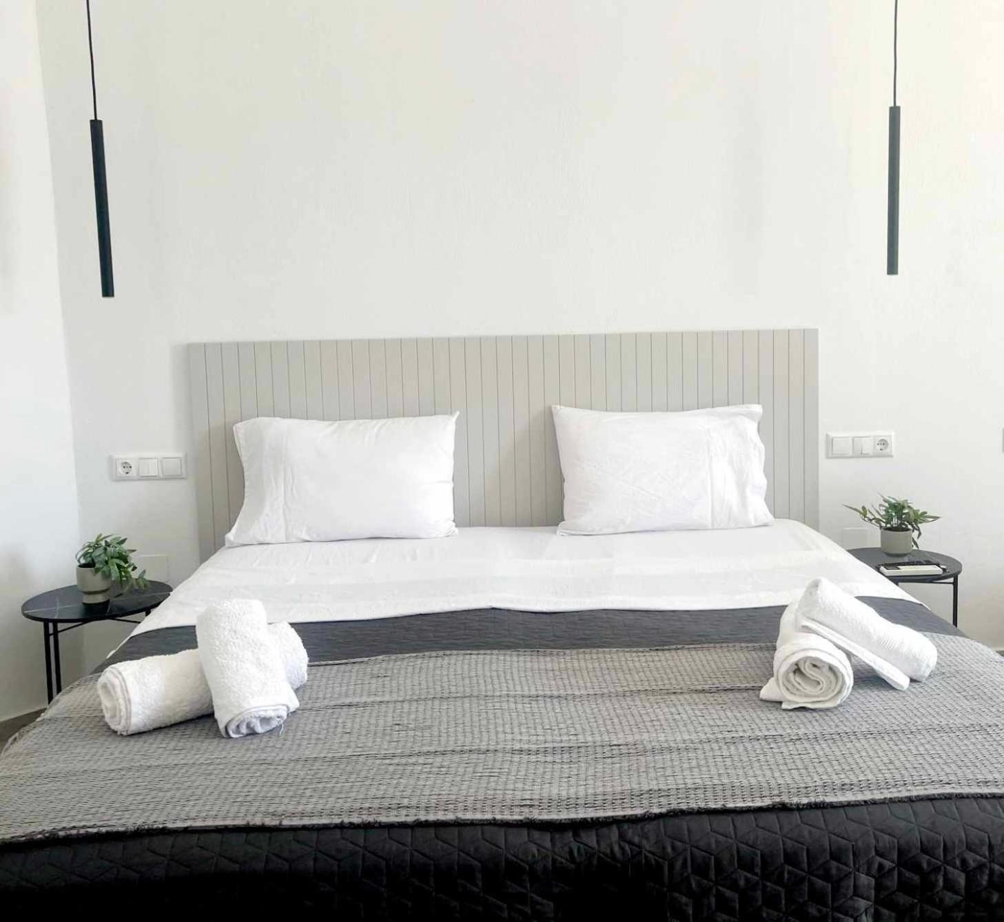 Maya Apartments, Modern And Convenient Apartments With Private Parking Skiathos Exteriér fotografie