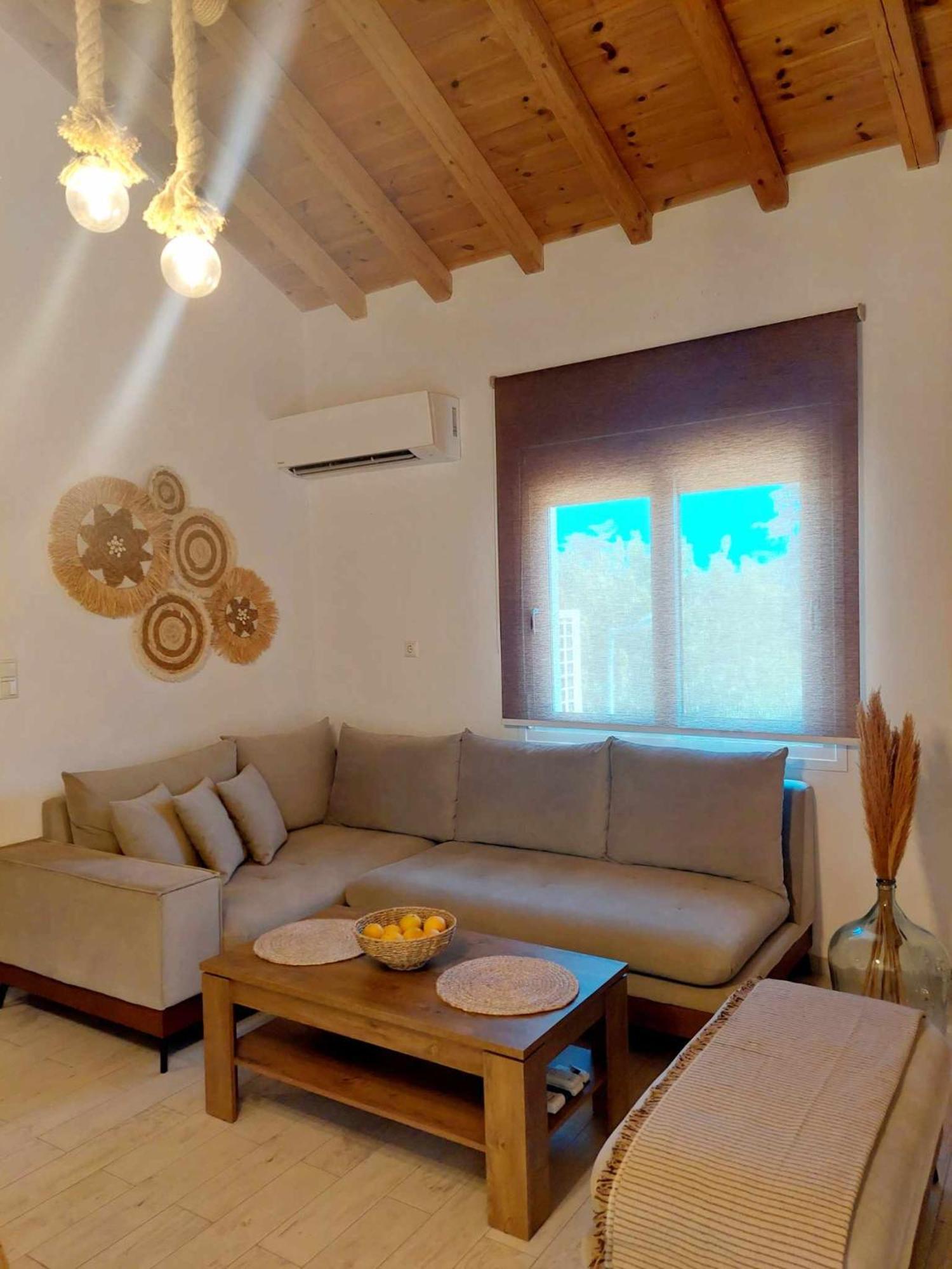 Maya Apartments, Modern And Convenient Apartments With Private Parking Skiathos Exteriér fotografie