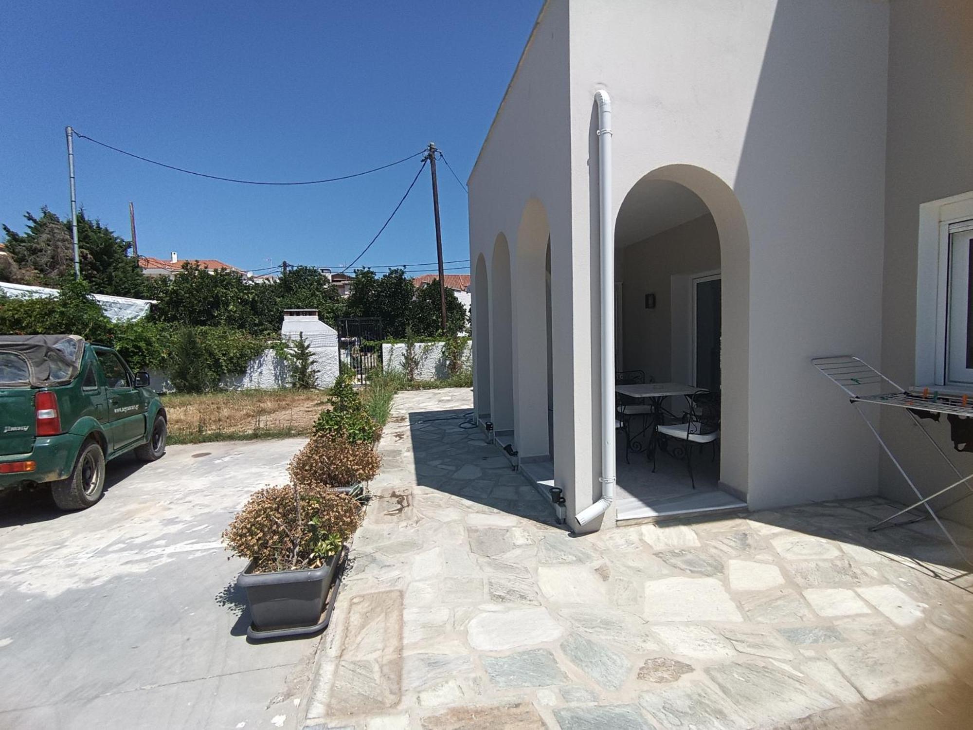 Maya Apartments, Modern And Convenient Apartments With Private Parking Skiathos Exteriér fotografie